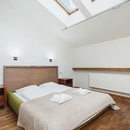 Amaretto Dluga 60 By Renters * Cracovia